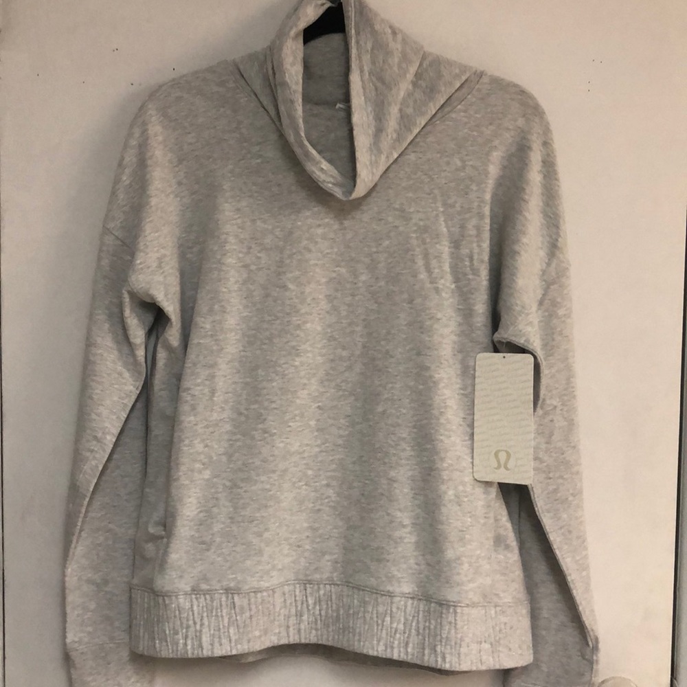 Lululemon Sweatshirt